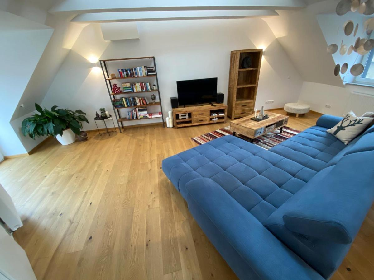 Modernes Penthouse, Nahe Wuerzburg Apartman Kültér fotó